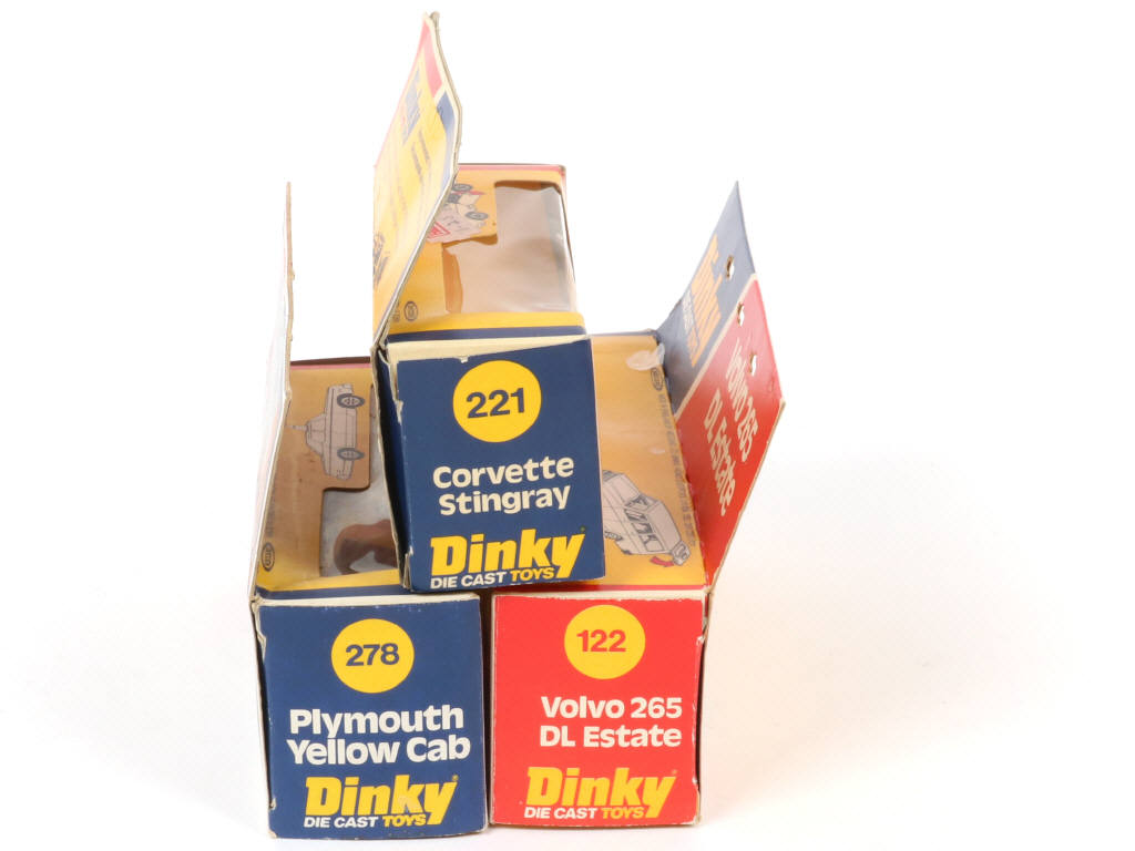 Lot 168 - DINKY TOYS (GB) (3)