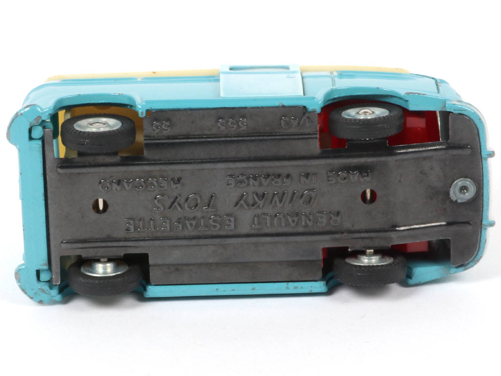 Lot 222 - DINKY TOYS (FRANCE) (1)