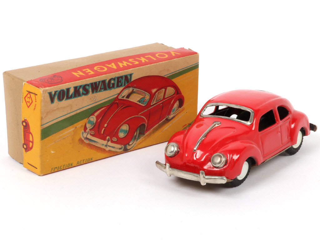 Lot 36 - TAKATOKU TOYS CO. (JAPON) (1)