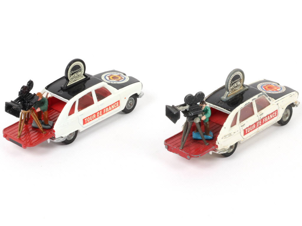 Lot 85 - CORGI TOYS (GB) (2)