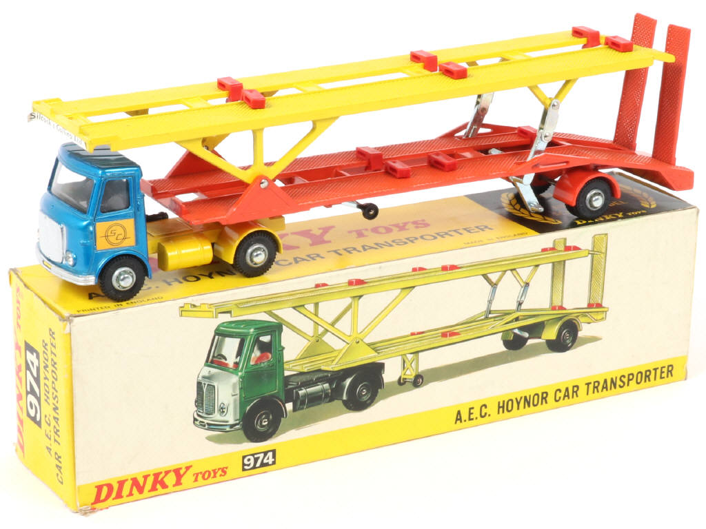 Lot 155 - DINKY TOYS (GB) (1)