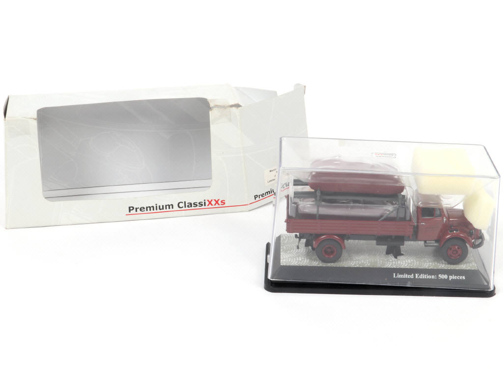 Lot 111 - PREMIUM CLASSIXXS (CHINE) (1)