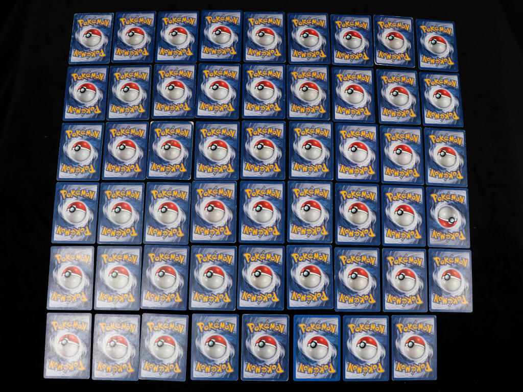 Lot 115 - POKEMON COMPANY (FRANCE) (69)