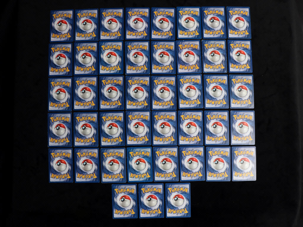 Lot 114 - POKEMON COMPANY (FRANCE) (56)