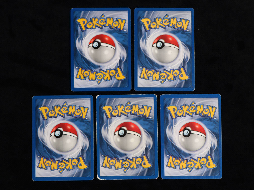 Lot 120 - POKEMON COMPANY (FRANCE) (5)