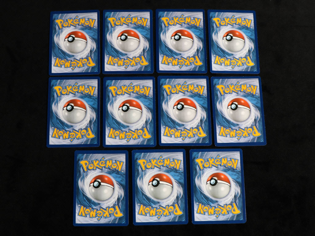 Lot 124 - POKEMON COMPANY (FRANCE) (11)