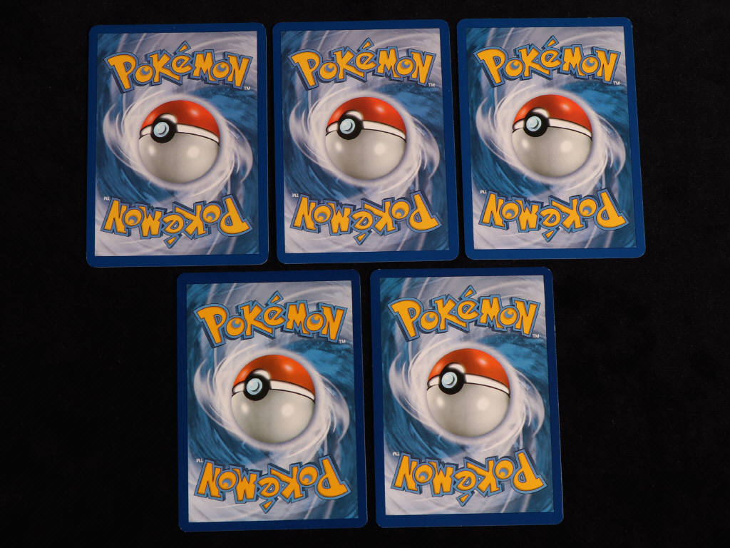 Lot 121 - POKEMON COMPANY (FRANCE) (5)