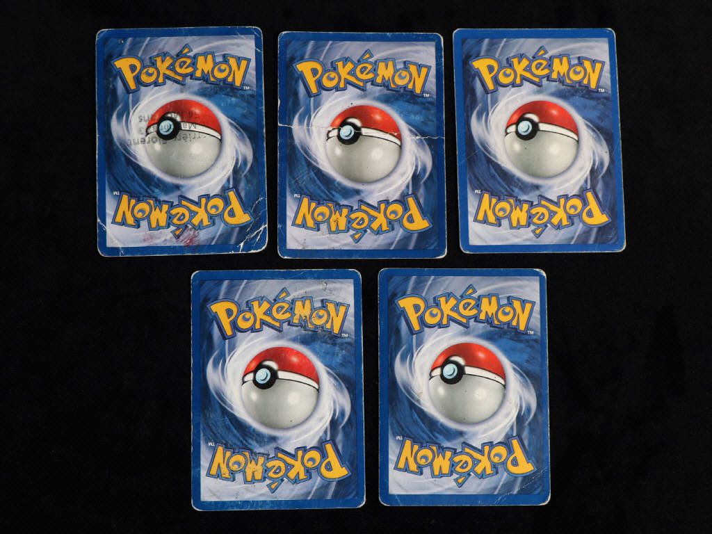 Lot 73 - POKEMON COMPANY (FRANCE) (5)