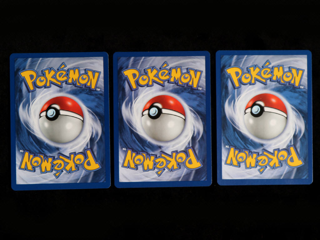 Lot 65 - POKEMON COMPANY (FRANCE) (3)