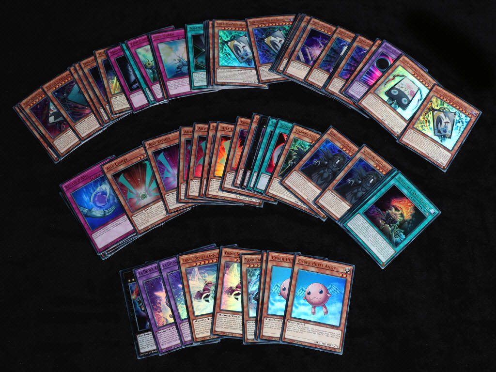 Lot 165 - KONAMI YU-GI-OH (FRANCE) (1)