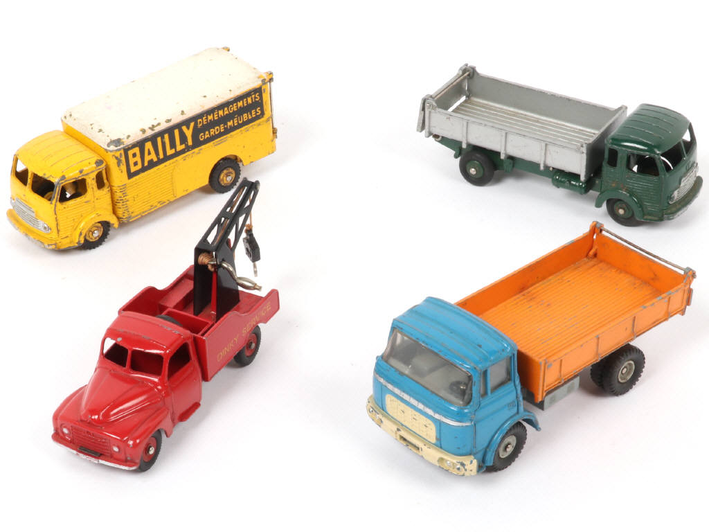 Lot 249 - DINKY TOYS (FRANCE) (4)