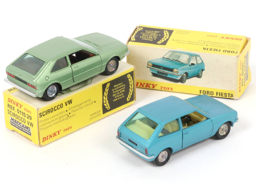 Lot 234 - DINKY TOYS (FRANCE) (2)