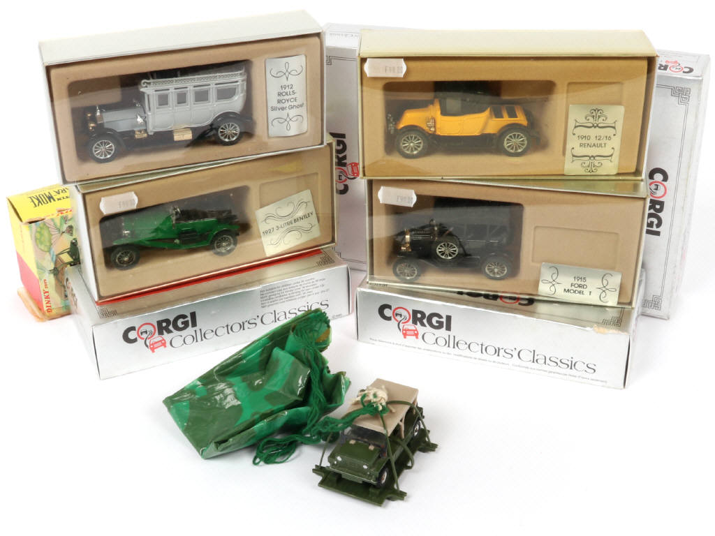 Lot 179 - DINKY TOYS (GB) (5)