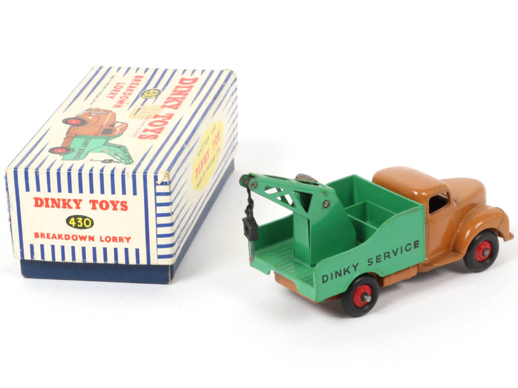 Lot 167 - DINKY TOYS (GB) (1)