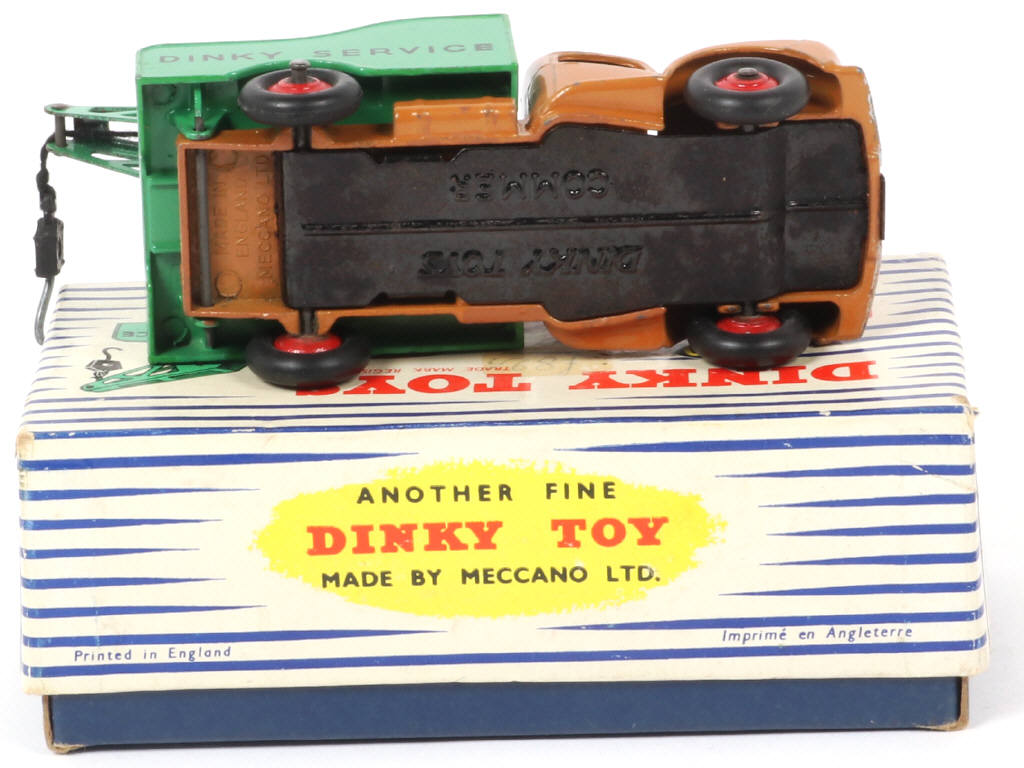 Lot 167 - DINKY TOYS (GB) (1)
