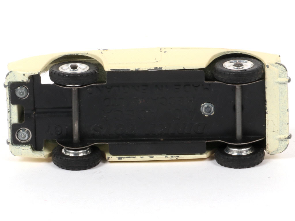 Lot 123 - DINKY TOYS (GB) (1)