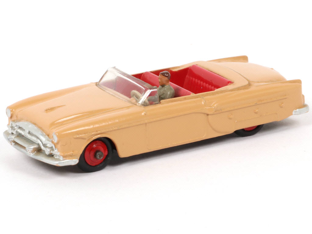 Lot 102 - DINKY TOYS (GB) (1)