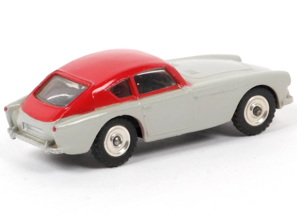 Lot 122 - DINKY TOYS (GB) (1)
