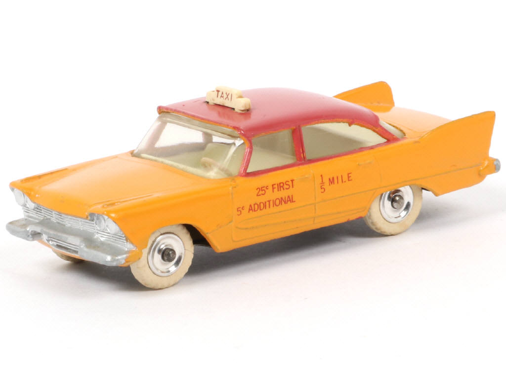 Lot 146 - DINKY TOYS (GB) (1)