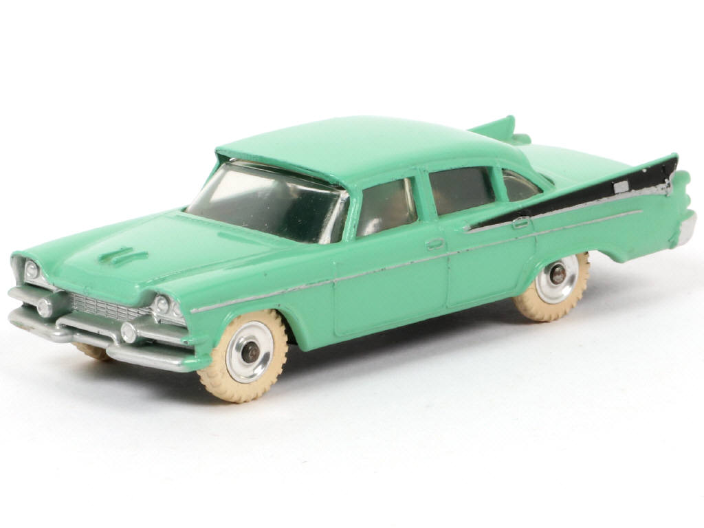 Lot 140 - DINKY TOYS (GB) (1)