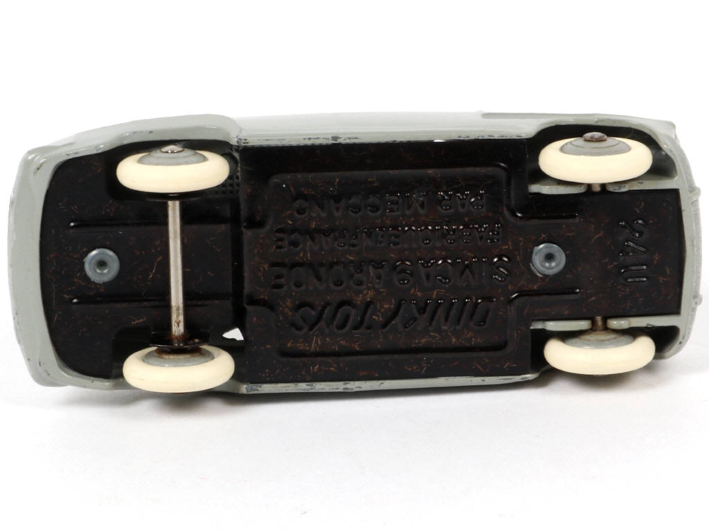 Lot 216 - DINKY TOYS (FRANCE) (1)