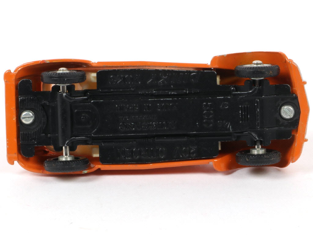 Lot 206 - DINKY TOYS (FRANCE) (1)