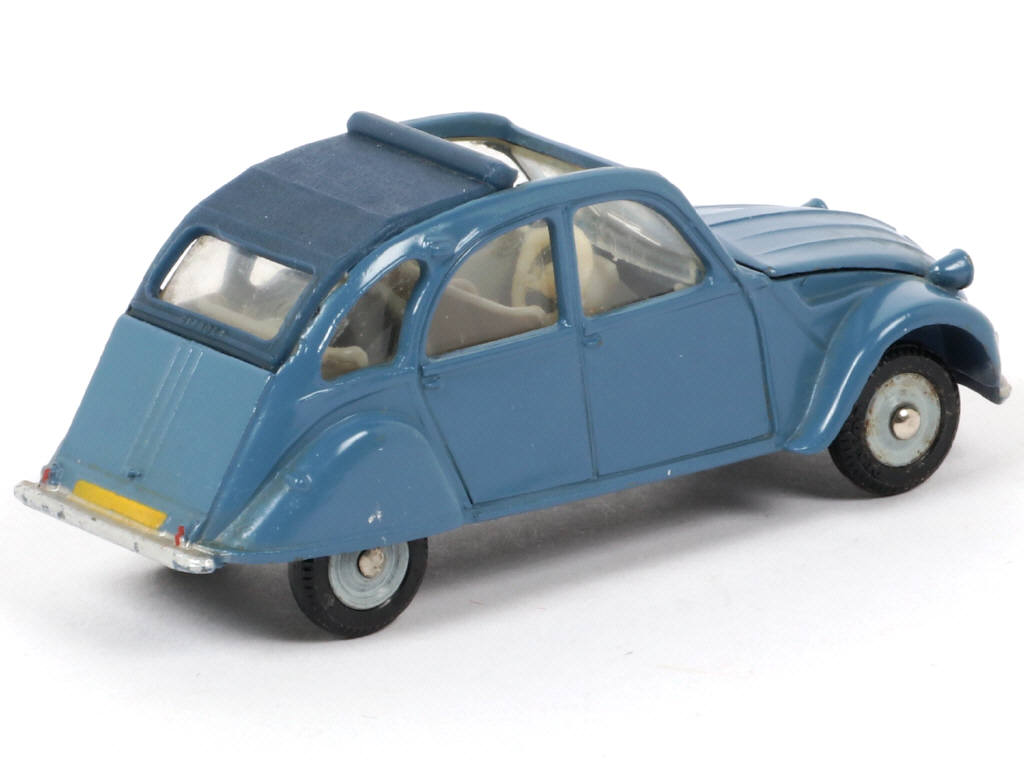 Lot 204 - DINKY TOYS (FRANCE) (1)