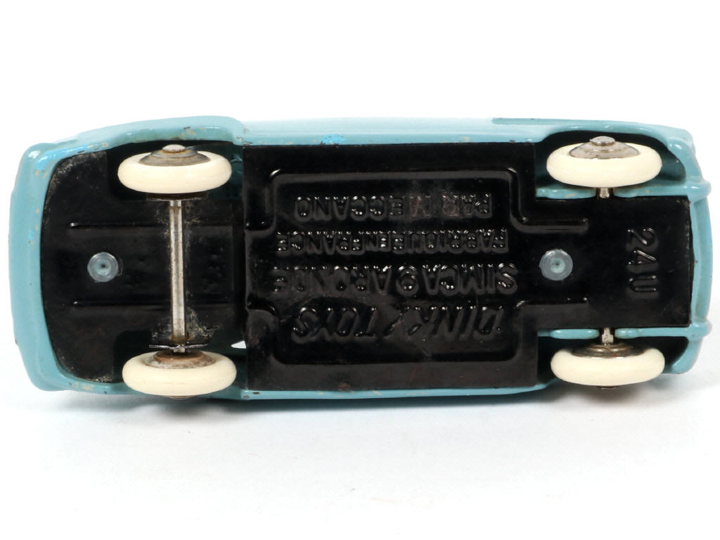 Lot 219 - DINKY TOYS (FRANCE) (1)