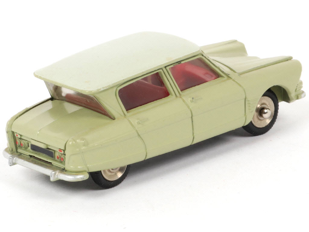 Lot 211 - DINKY TOYS (FRANCE) (1)