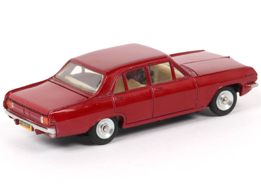 Lot 224 - DINKY TOYS (FRANCE) (1)