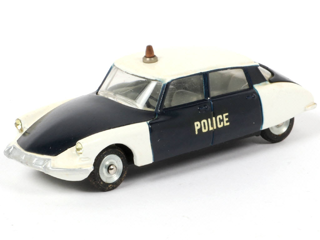 Lot 194 - DINKY TOYS (FRANCE) (1)