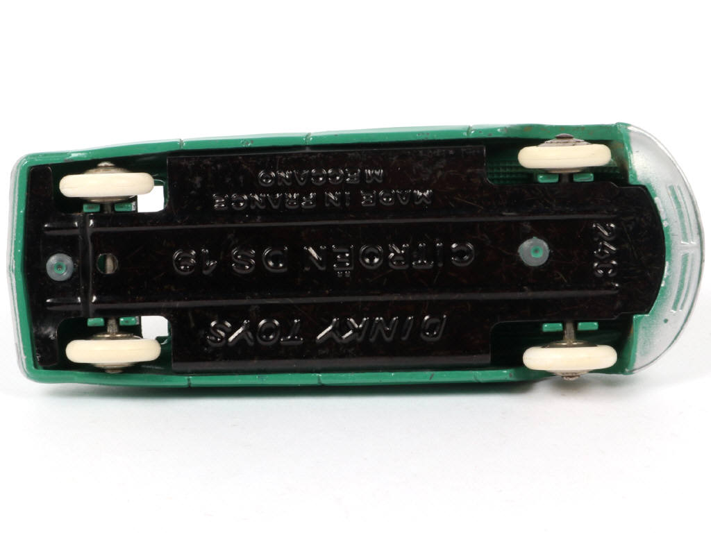 Lot 189 - DINKY TOYS (FRANCE) (1)
