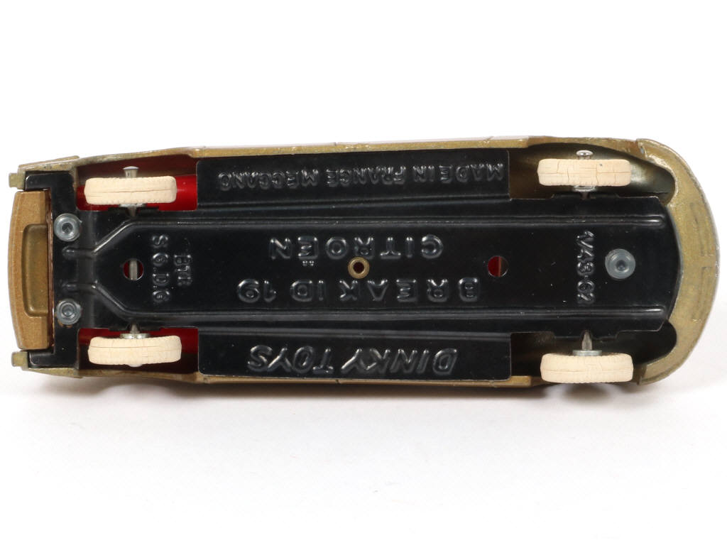 Lot 195 - DINKY TOYS (FRANCE) (1)
