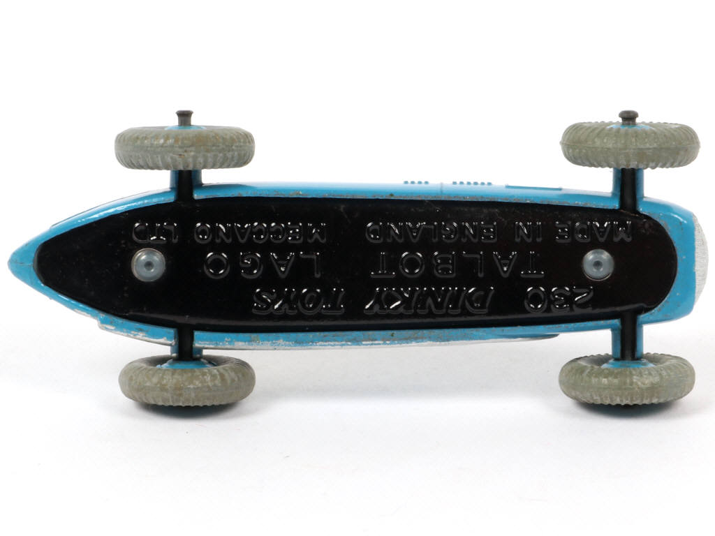 Lot 144 - DINKY TOYS (GB) (1)