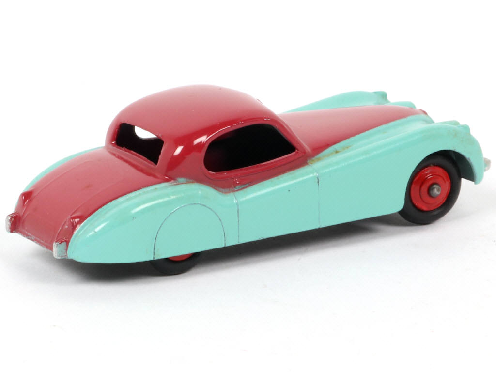 Lot 111 - DINKY TOYS (GB) (1)