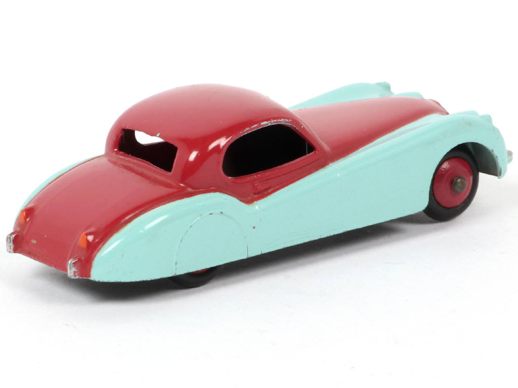 Lot 114 - DINKY TOYS (GB) (1)