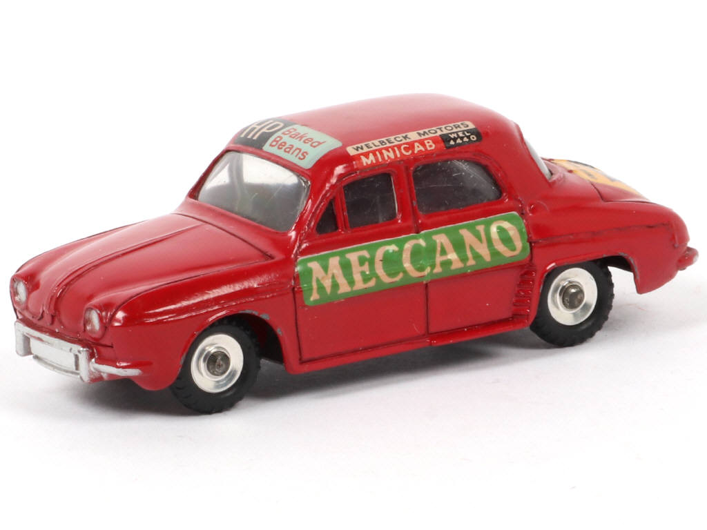 Lot 148 - DINKY TOYS (GB) (1)