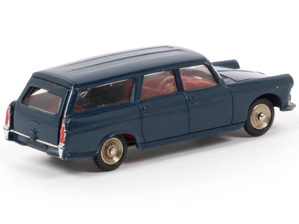Lot 188 - DINKY TOYS (FRANCE) (1)