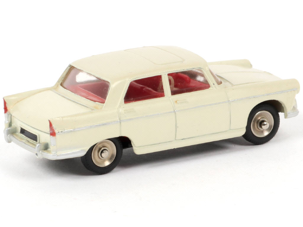 Lot 187 - DINKY TOYS (FRANCE) (1)