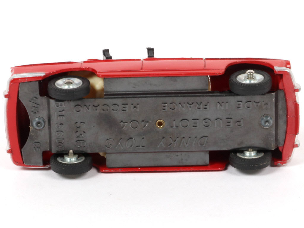 Lot 114 - DINKY TOYS (FRANCE) (1)