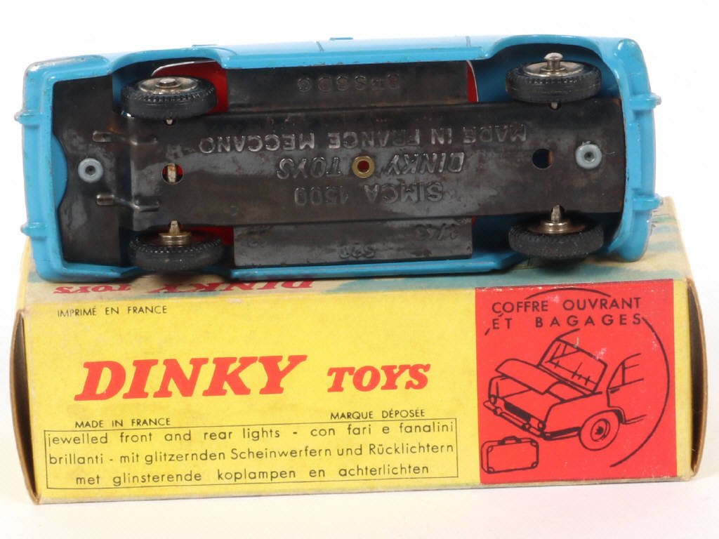 Lot 153 - DINKY TOYS (FRANCE) (1)