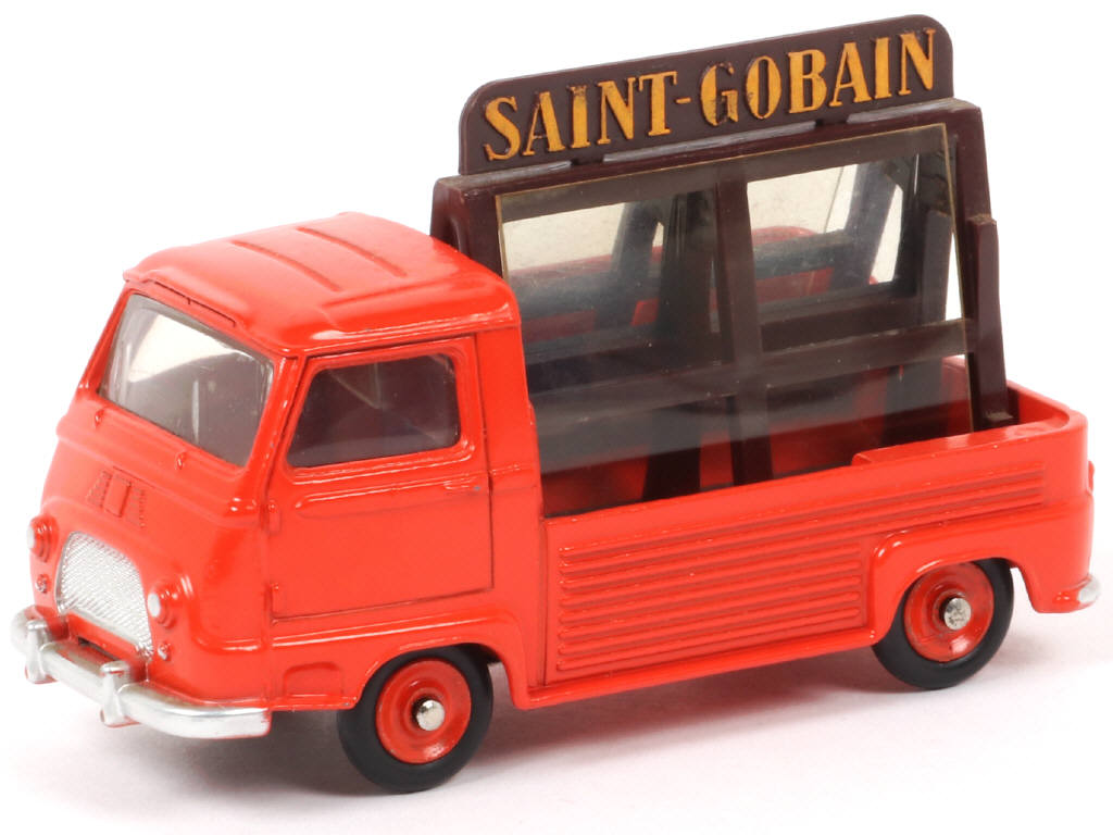 Lot 185 - DINKY TOYS (FRANCE) (1)