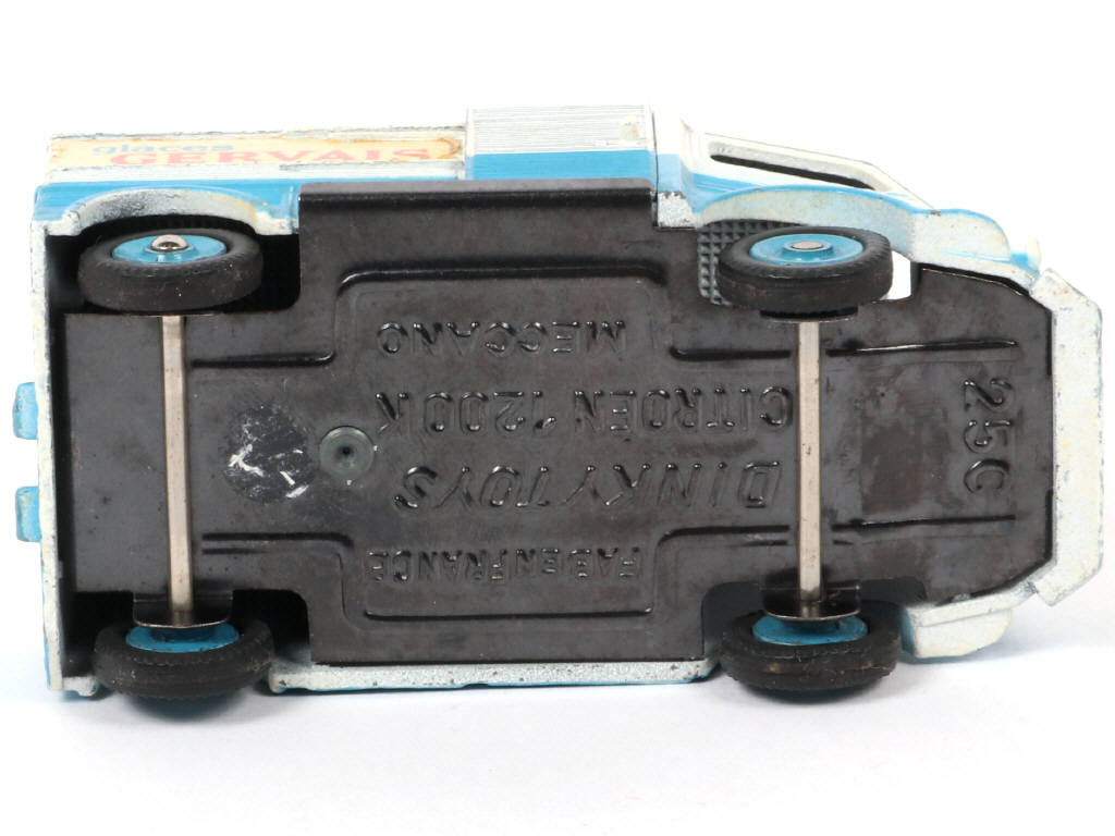 Lot 184 - DINKY TOYS (FRANCE) (1)