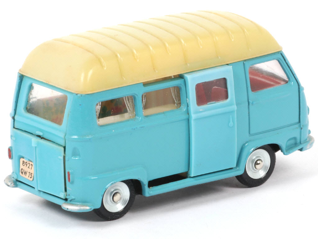 Lot 187 - DINKY TOYS (FRANCE) (1)