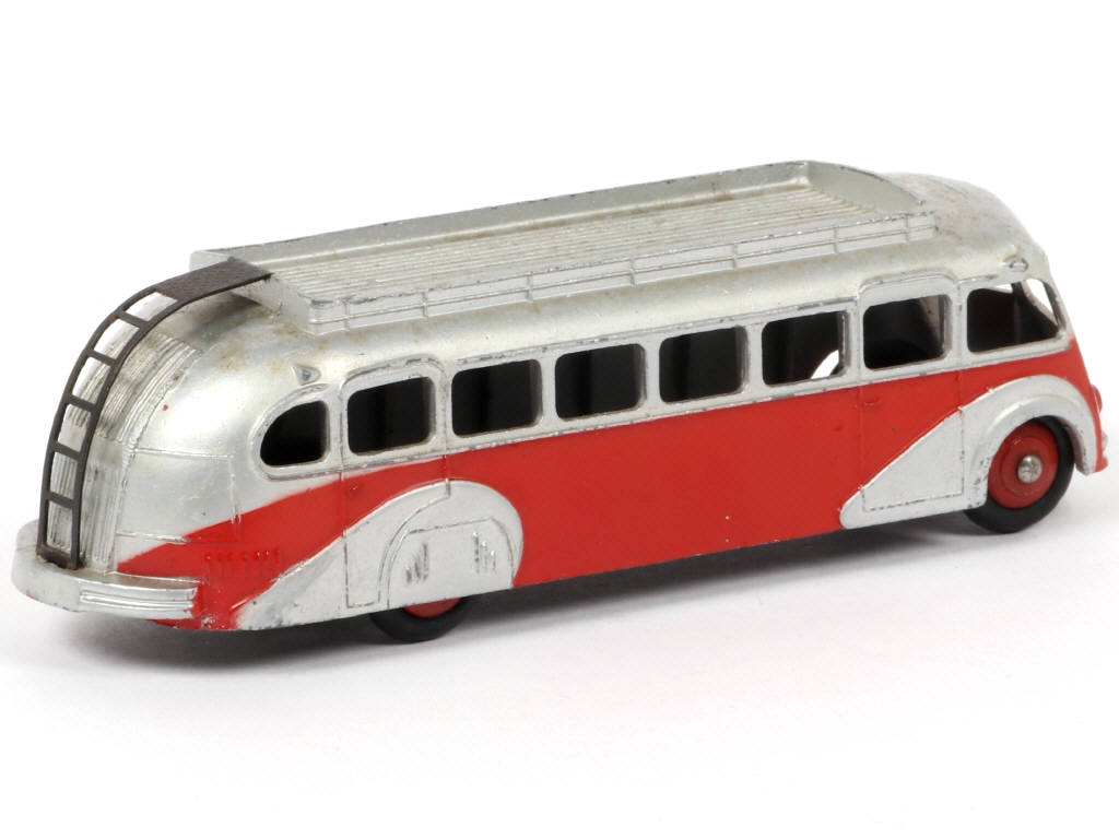 Lot 183 - DINKY TOYS (FRANCE) (1)