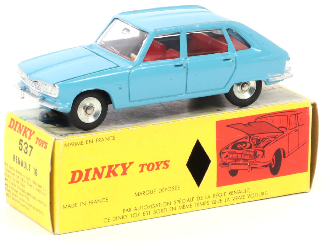 Lot 160 - DINKY TOYS (FRANCE) (1)