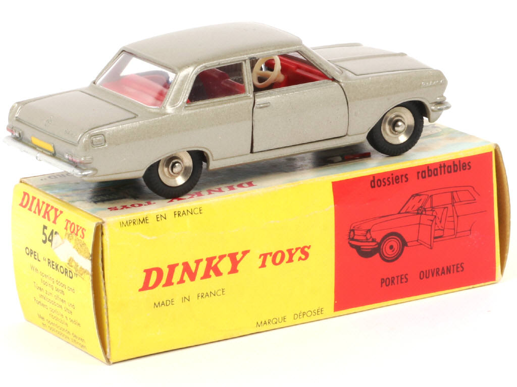 Lot 161 - DINKY TOYS (FRANCE) (1)
