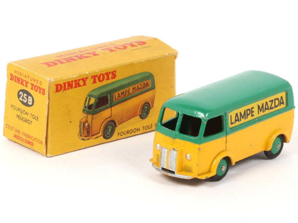 Lot 192 - DINKY TOYS (FRANCE) (1)
