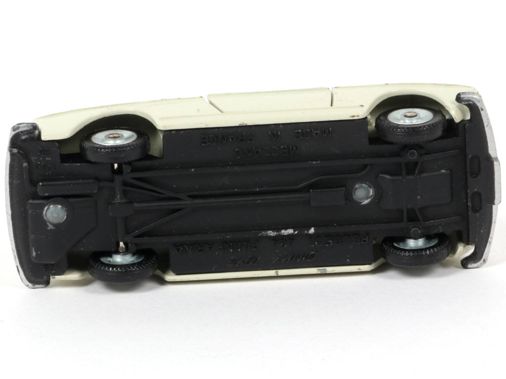 Lot 109 - DINKY TOYS (FRANCE) (1)