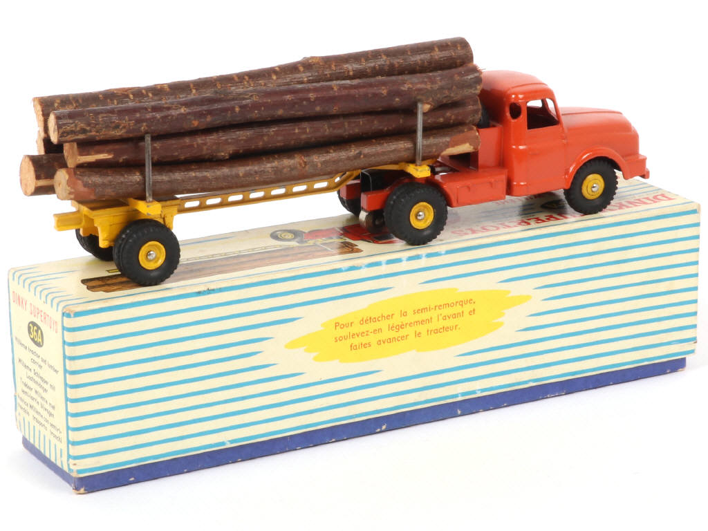 Lot 203 - DINKY TOYS (FRANCE) (1)